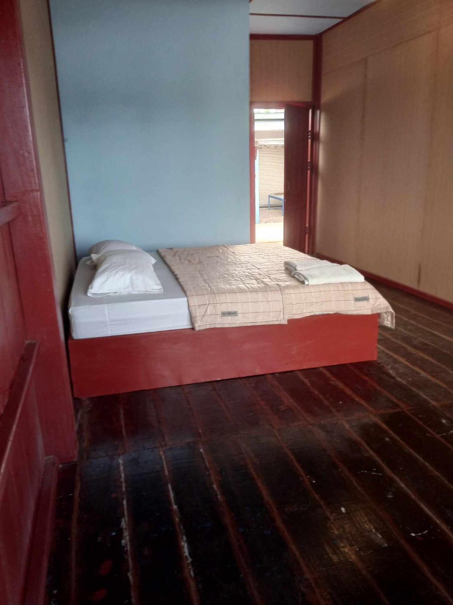 Mamapieng Budget Guesthouse Ban Dondét Exteriör bild