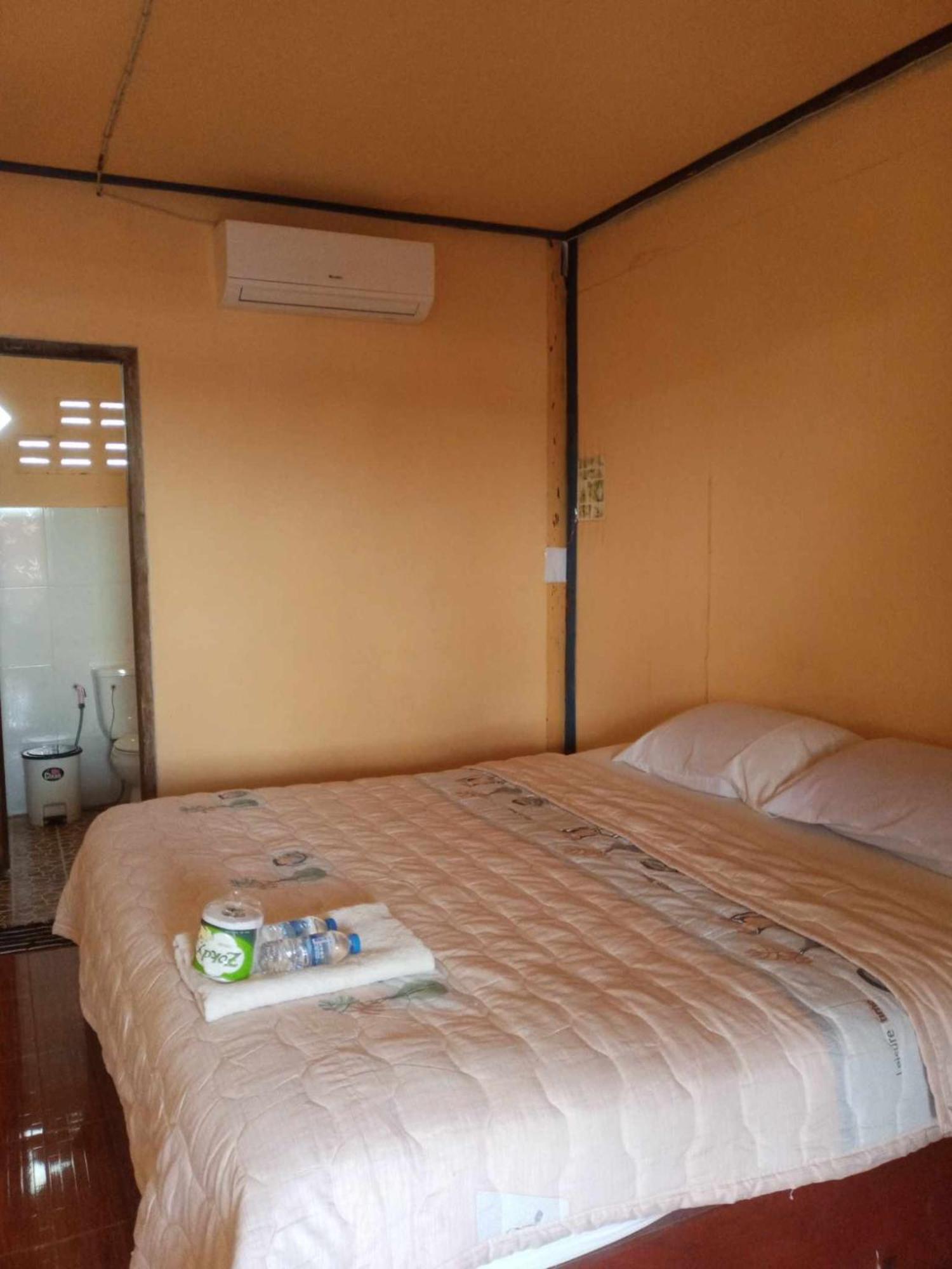 Mamapieng Budget Guesthouse Ban Dondét Exteriör bild